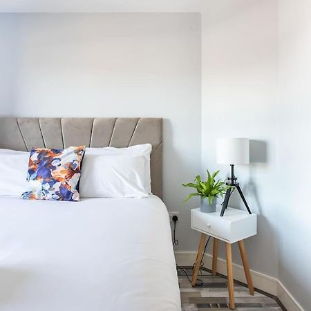 Ferienwohnung 5* Ultra Luxury, Great Views, Underground Parking Belfast Exterior foto